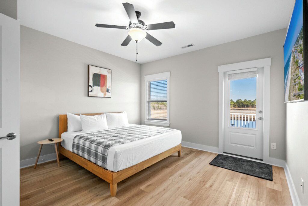 d68d8393 d776 446e 8d8c 70d2747a33bc