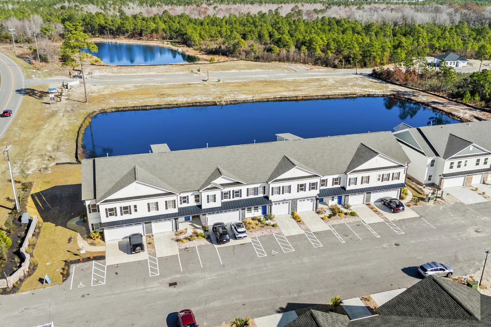 dbbbeede 850f 4a8f be34 f6ef6a0dd273